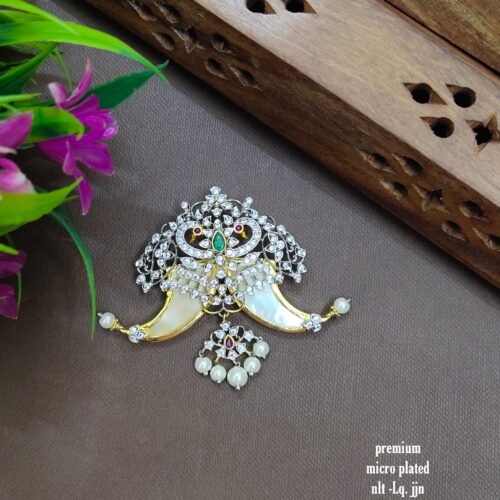 •	One gram gold Puligoru Lockets | One gram gold Lockets | Tiger nail Lockets